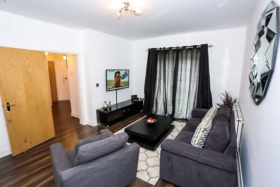 Modern 2 Bedroom Apartment Лондон Экстерьер фото