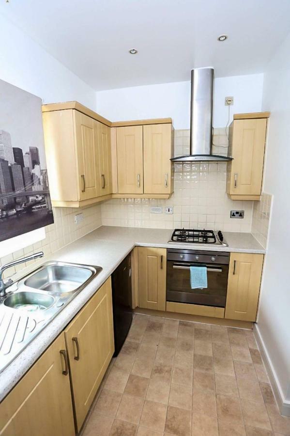 Modern 2 Bedroom Apartment Лондон Экстерьер фото