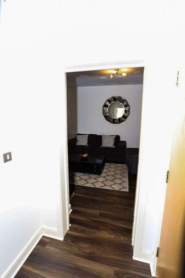Modern 2 Bedroom Apartment Лондон Экстерьер фото