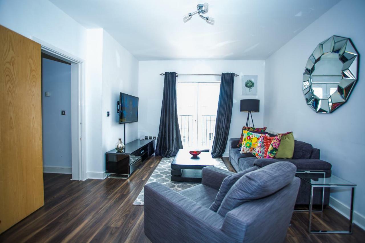 Modern 2 Bedroom Apartment Лондон Экстерьер фото