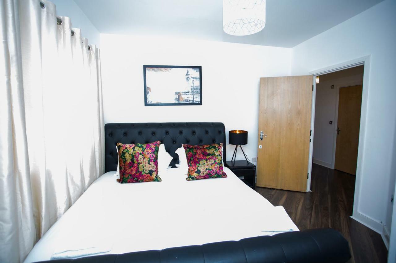 Modern 2 Bedroom Apartment Лондон Экстерьер фото