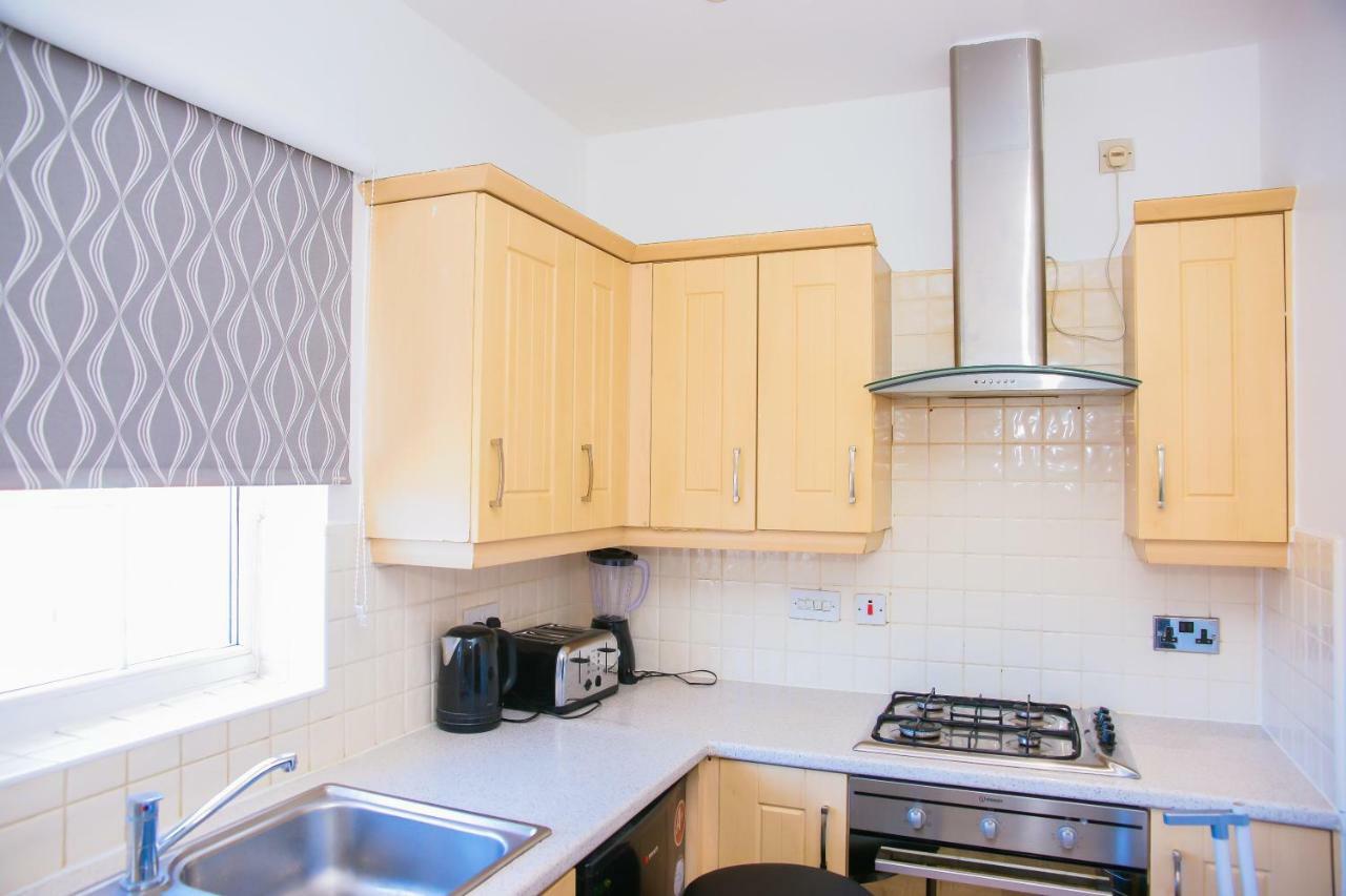 Modern 2 Bedroom Apartment Лондон Экстерьер фото