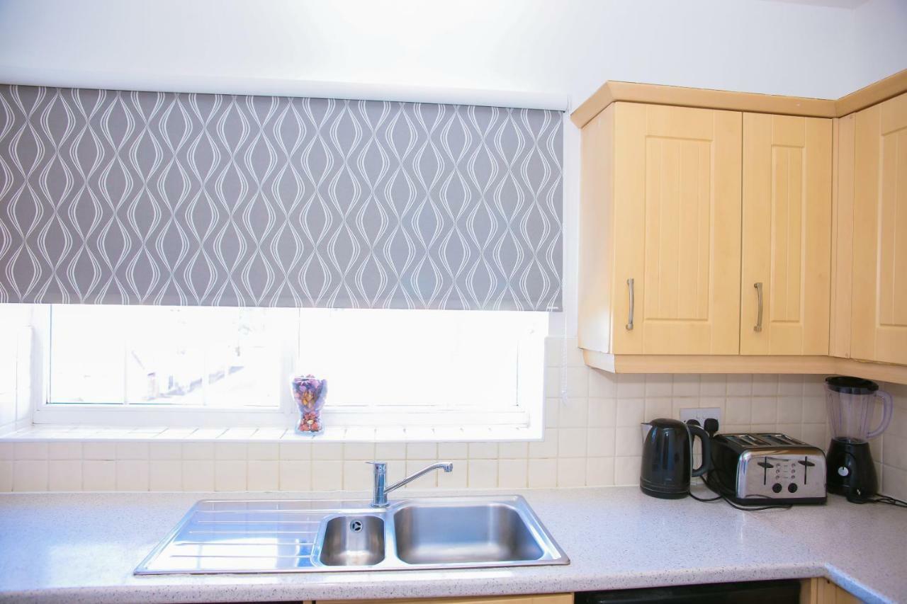 Modern 2 Bedroom Apartment Лондон Экстерьер фото